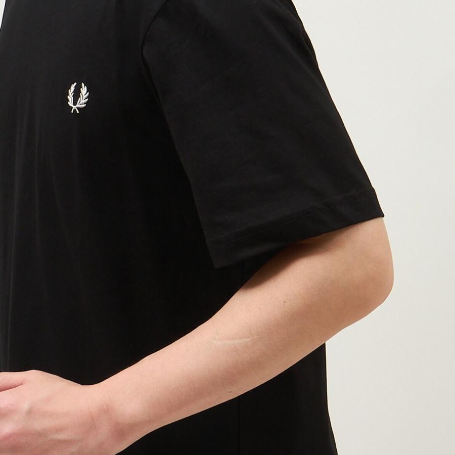 Fred Perry T-Shirt - M1600 (DE/NL/SE/PL, Alphanumerisch, M, Regular, Regular, Night Green