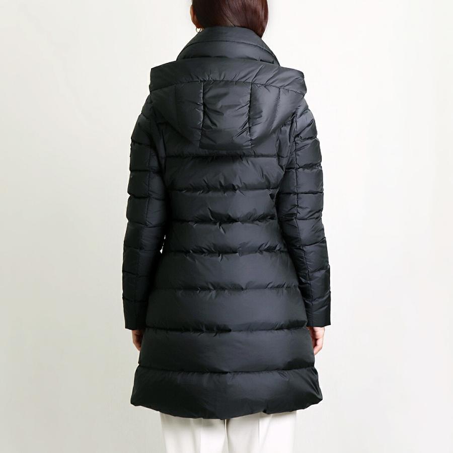 【お取り寄せ】 【並行輸入品】 タトラス TATRAS レディース ダウンコート POLITEAMA ポリテアマ A4694-D/LJXA0005013588の画像