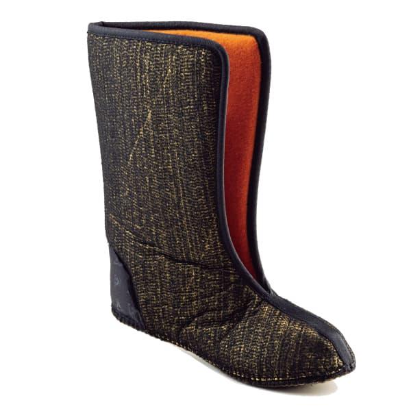 フクガ ホカが新作シューズを発売、5-Dプリントを用いた近未来的なデザインを採用