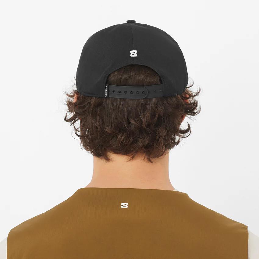 SALOMON（サロモン） SALOMON LC2682900 LOGO FLAT CAP カラーDEEP