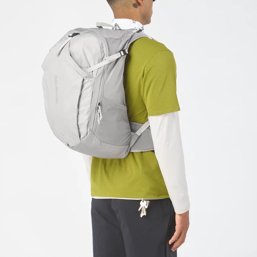 SALOMON（サロモン） SALOMON LC2856100 TRAILBLAZER 30 カラー