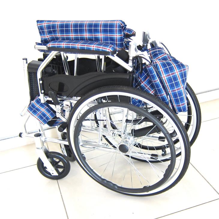 カドクラ 車椅子 車いす 車イス 軽量 コンパクト 自走式 モスキー