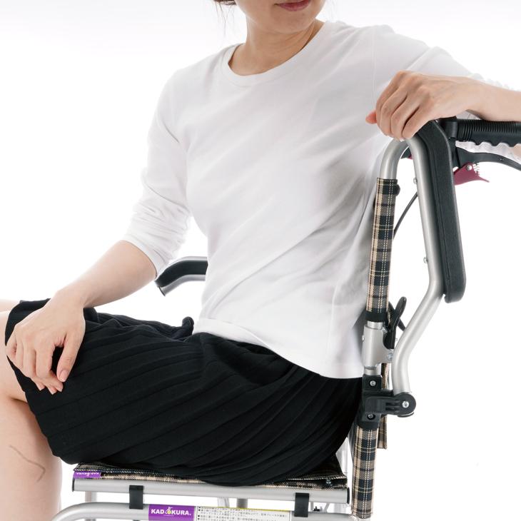 カドクラ 車椅子 車いす 車イス 軽量 コンパクト 介助式 簡易型 カドクラ 車椅子 車いす 車イス 軽量 コンパクト 介助式 簡易型