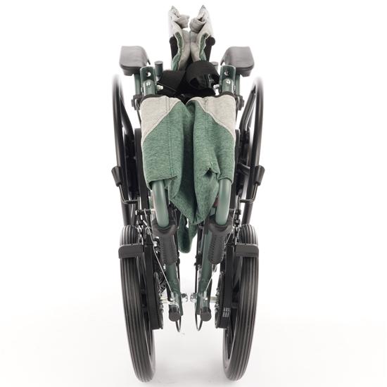 カドクラ 車椅子 車いす 車イス 軽量 コンパクト 自走式 介助式