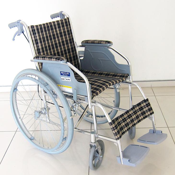 在庫処分アウトレット 車椅子 自走用 軽量 折りたたみ ファンライト B105−AF  送料無料 グレータイヤ エアータイヤ カドクラ Mサイズ｜xenashopping｜02