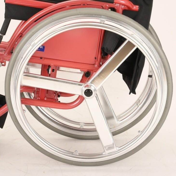 アウトレット 美品 カドクラ スポーツ車椅子 軽量 折り畳み 自走式