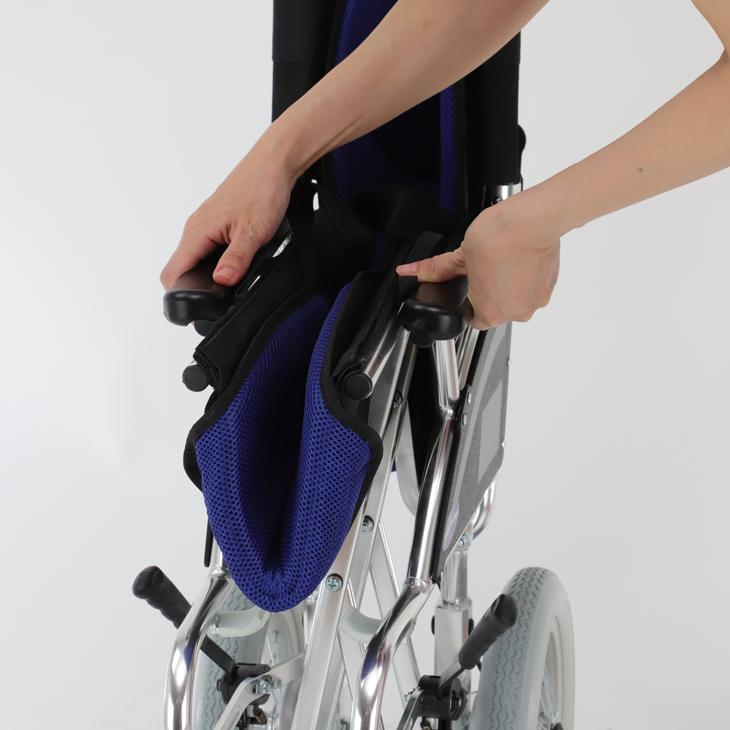 カドクラ 車椅子 車いす 車イス 軽量 コンパクト 介助用 足漕ぎ リーフ