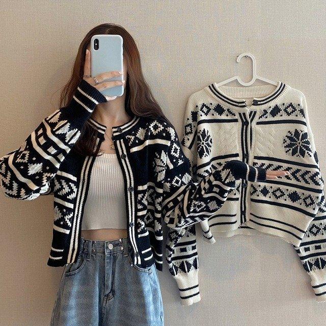 ニット レディース 韓国 カーディガン 春 秋 冬 長袖 丈短め トップス 高校生 大学生 通勤服 通学服 お呼ばれ 食事会 デート服 10代 代 30代 40代 50代 Pd196 奇跡の花 通販 Yahoo ショッピング
