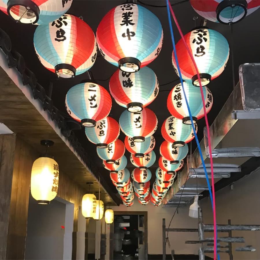 赤ちょうちん 居酒屋 営業中 屋台 店先 提灯 吊るす 祭り 出店 赤ちょうちん 居酒屋 営業中 屋台 店先 提灯 吊るす 祭り 出店