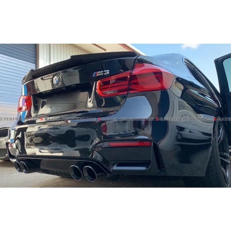 BMW F80 F82 M3 M4 マフラーカッター BMW M2 M3 M4 F87 F80 F82 F83 2000－2018 マフラーカッター