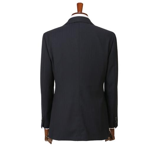 【洋服の青山】メンズ 秋冬用 ネイビー系 プレミアムスタイリッシュスーツ【御幸毛織】【MADE IN JAPAN】 HILTON 2ボタン 総裏 切り台場 脇当ての画像