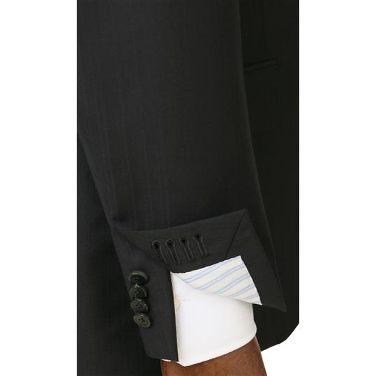 【洋服の青山】秋冬用 ブラック系 プレミアムスタイリッシュスーツ【御幸毛織】【MADE IN JAPAN】ストライプ 2ボタン 総裏 切り台場 脇当て 本切羽 重ねボタンの画像