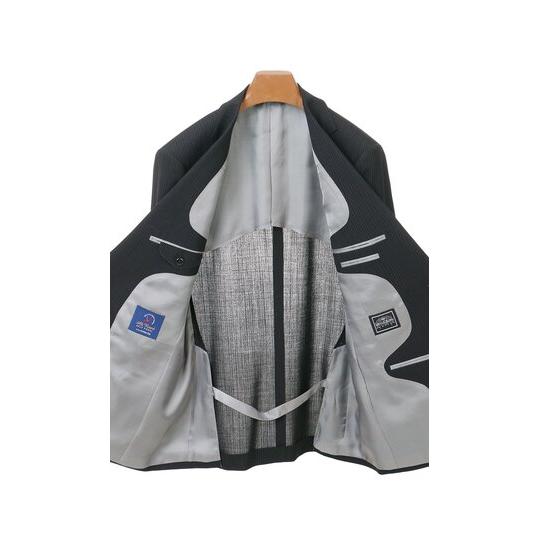 【洋服の青山】ウール100％ スーツ メンズ ゆったり 春夏用 ブラック ストライプ プレミアム 2ボタン 背抜き サイドベンツ ワンタック 軽量 軽い 通気性の画像