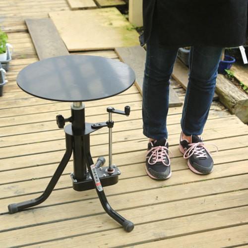 作業台：八木光手動式手入れ作業台 B型 (天板ゴム張り) *資材 : 遊恵