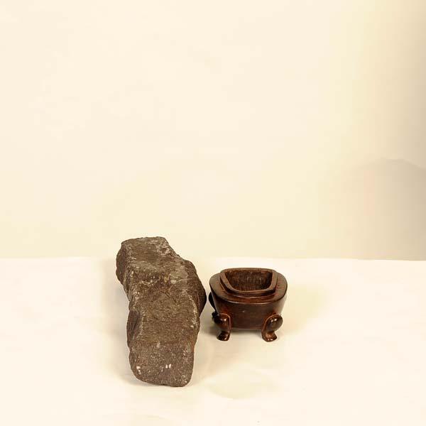 門司 梅花石 2個 門司の梅花石2個