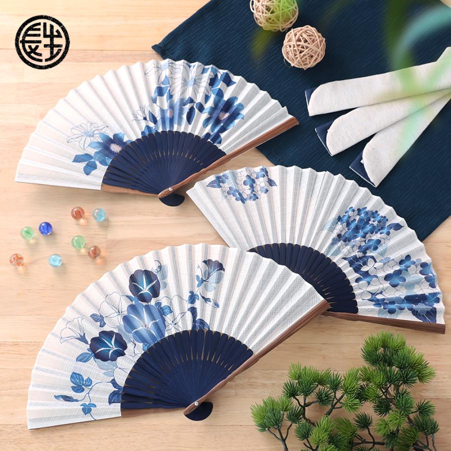 扇子 レディース 女性用 扇子袋付 藍花 名入れ 無料特典 メール便限定 送料無料 上品 花柄 和柄 浴衣 着物 名前入り 敬老の日 .扇子. 日本製 の商品画像