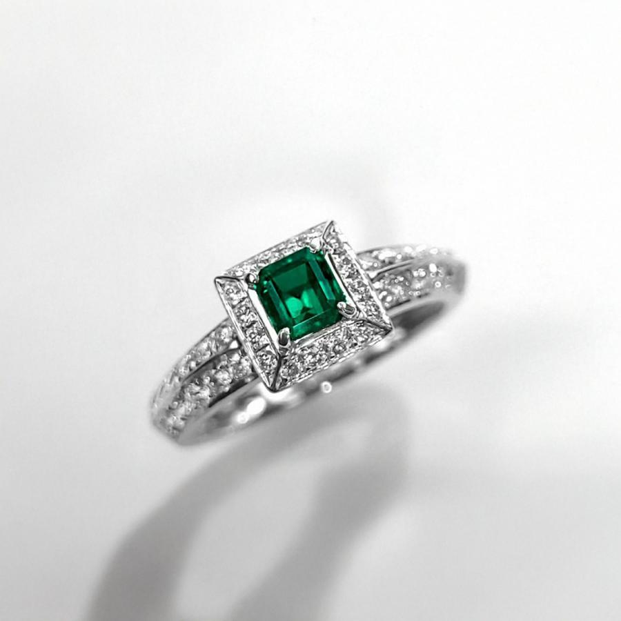 コロンビア産ムゾー鉱山エメラルド0.43ctプラチナリングダイヤ0.45ct付