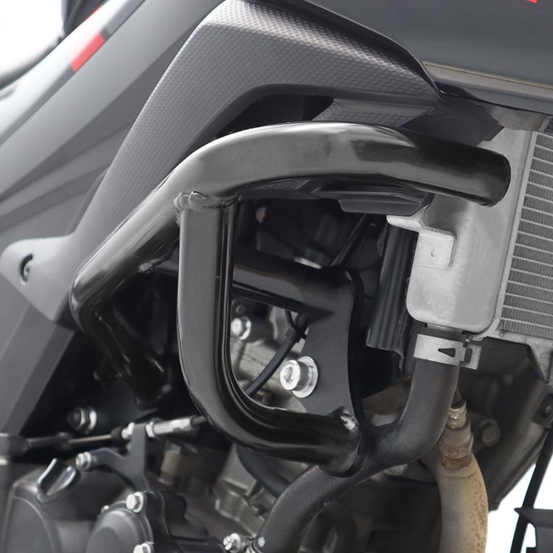 ENDURANCE（バイク） GSX-S125 DL32B エンジンガード バイク 