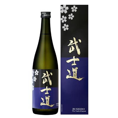 ふるさと納税 十和田市 [限定] 武士道 純米大吟醸酒 720ml(四合瓶)[鳩正宗株式会社]