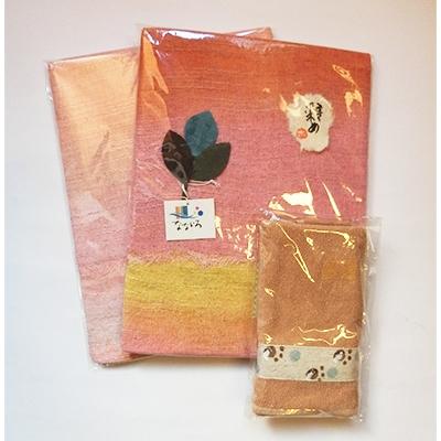 ふるさと納税 泉南市 ●手染めスカーフ(暖色系)2枚とハンドタオルのセット