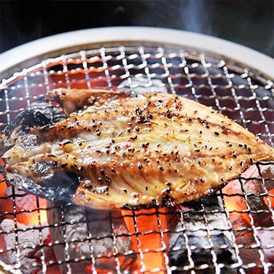 ふるさと納税 唐津市 唐津産【無添加・無着色】旬の干物と名産品セット |  | 03