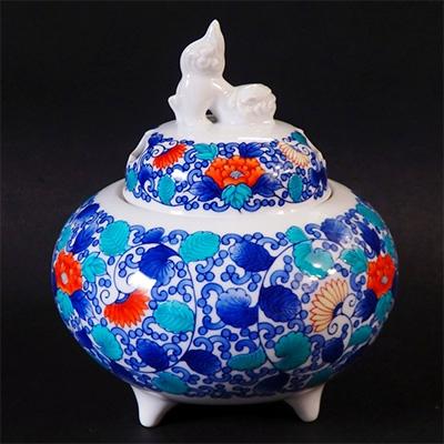ふるさと納税 伊万里市 色鍋島唐草文香炉