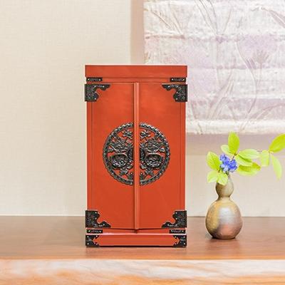 ふるさと納税 利府町 仙台箪笥 仙台厨子 二枚扉 朱色漆塗り KM-22E