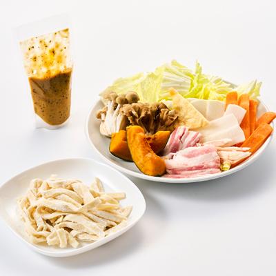 ふるさと納税 山梨市 【ほうとう味比べ大会3連覇・殿堂入り】黄金ほうとうフルセット3人前(ほうとう蔵 歩成) |  | 02