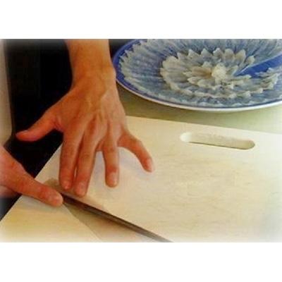 ふるさと納税 北九州市 【こだわりの生・冷蔵便】　本場関門とらふぐの刺身・鍋セット 4〜5人前※白子付　FI09-S76_3