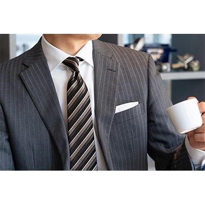 ふるさと納税 八王子市 匠の技術で織り上げるシルク100%のテクスチャーストライプネクタイ(モノトーン)