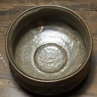 ふるさと納税 唐津市 【唐津焼　炎向窯　彫唐津　蛇蝎茶碗】打越一彦作 |  | 02