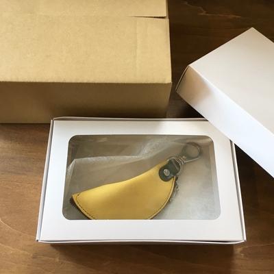 ふるさと納税 京丹後市 本革 【バナナキーケース】牛革 ヌバック イエロー 全長180mm  革小物職人が作る小袋キーケース |  | 03