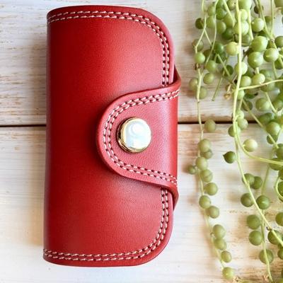 ふるさと納税 京丹後市 本革[アールキーケース]牛革 レッド 栃木レザー使用 110mm×60mm 角に丸味のあるキーケース