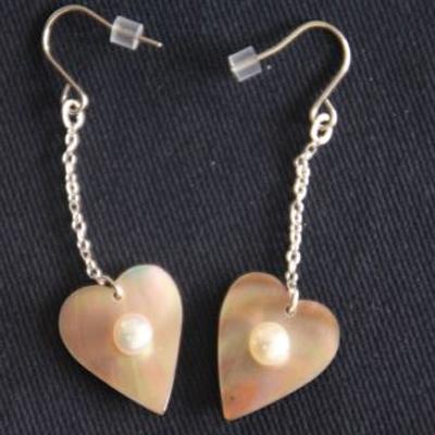 ふるさと納税 志摩市 貝と真珠 ピアス[ハート:マベ]