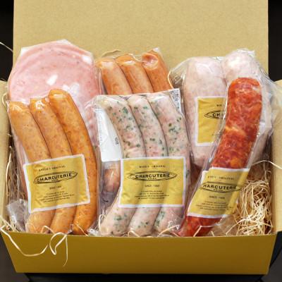 ふるさと納税 日進市 &lt;シャルキュトゥリ・コイデ&gt;ソーセージ山盛りセット6種