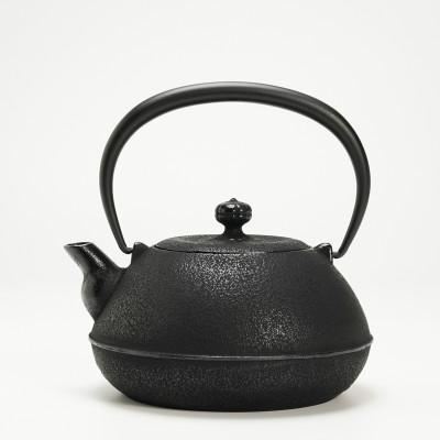 ふるさと納税 奥州市 南部鉄器 鉄瓶 優〜ゆう〜 1.1L IH対応 伝統工芸 ケトル [Y0064] |  | 02