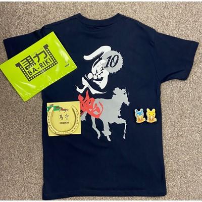 ふるさと納税 栗東市 馬グッズ(ゴールド蹄鉄&amp;TシャツM&amp;マグネット2個)