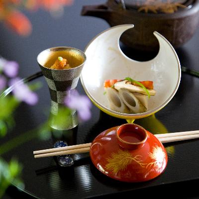 ふるさと納税 愛荘町 江戸時代から続く老舗 日本料理竹平楼 ペアお食事券「花」
