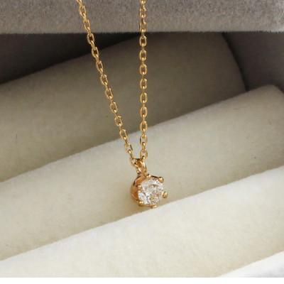 ふるさと納税 大津市 [10金イエローゴールド ダイヤモンドネックレス]0.1ct 飾らない美しさ 6本たてづめペンダント
