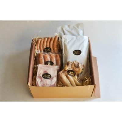 ふるさと納税 花巻市 ほろほろ鳥のポトフセット(粗挽きウインナー、粗挽きフランク、角ハム、手羽燻製、ほろほろ鳥スープ)