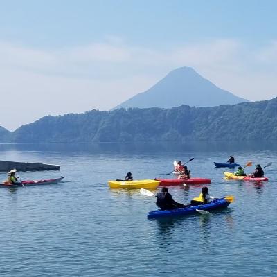 ふるさと納税 指宿市 [池田湖でアクティビティ体験]インストラクター付シーカヤック体験 ペアチケット(022-1135)