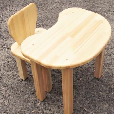 ふるさと納税 泉佐野市 手作り木製 お子様用、机・いすセットVer.2 Lサイズ「ハート」 099H2199_2