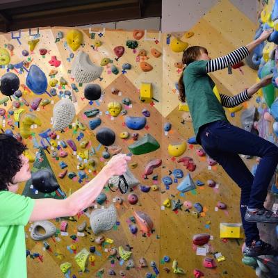 ふるさと納税 三芳町 初心者向けボルダリング体験90分/2名様