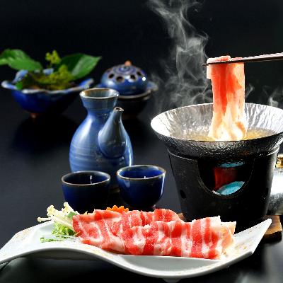 ふるさと納税 指宿市 [1泊2食付き宿泊券]指宿ロイヤルホテル 薩摩六白黒豚しゃぶしゃぶ会席プラン(220-1165)