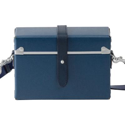 ふるさと納税 豊岡市 豊岡鞄 嘉玄 ファイバー チトセ 横型ショルダー ネイビー