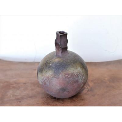 ふるさと納税 上島町 備前焼 一輪挿し・玉(数量限定品) st-010