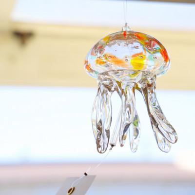 ふるさと納税 弥彦村 【手づくり】くらげ風鈴＜カラフル＞ ガラス細工