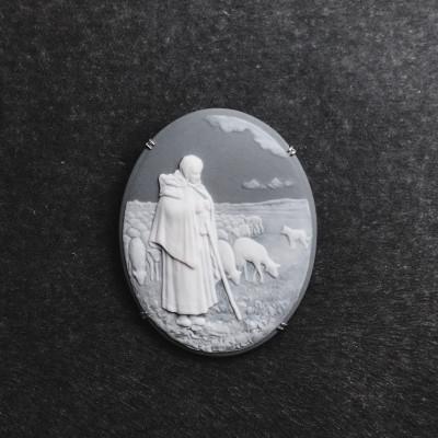 ふるさと納税 瀬戸市 [GRAND CAMEO]羊飼いの少女 ブローチ(ペンダントトップ)[特大]