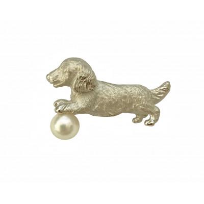 ふるさと納税 伊勢市 アコヤ真珠SILVERタックブローチ ミニチュアダックス 1187