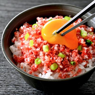 ふるさと納税 別海町 北の生とろ牛フレーク 200g 牛トロ丼10杯分 とろける牛肉の旨み 手間なし解凍不要 北海道 |  | 03